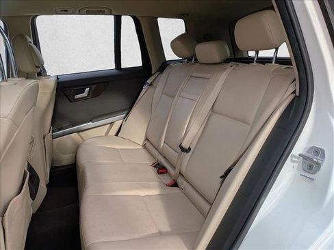 Used 2015 Mercedes-Benz GLK 350 2WD image 13