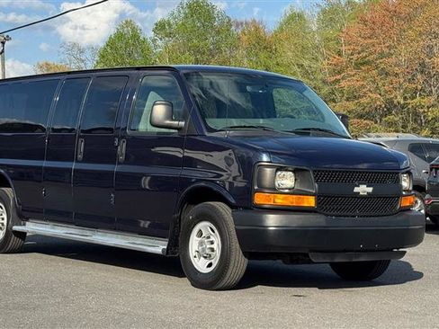 Used 2013 Chevrolet Express 3500 LS w/ Power Package image 4