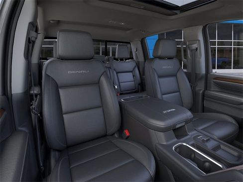 New 2025 GMC Sierra 3500 Denali w/ Denali Reserve Package image 16