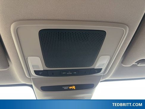 Used 2023 Honda HR-V LX image 37