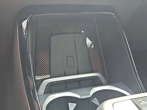Used 2025 BMW X1 M35i w/ Shadowloine Package AWD/4WD image 15