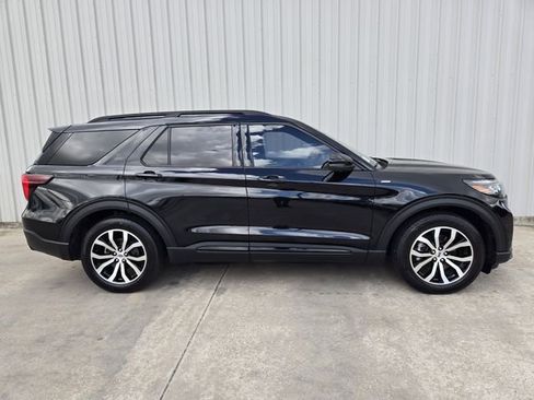 Used 2025 Ford Explorer ST-Line RWD image 5