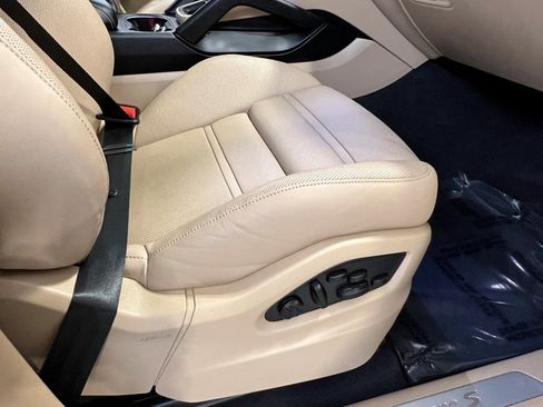 Used 2022 Porsche Cayenne S image 13