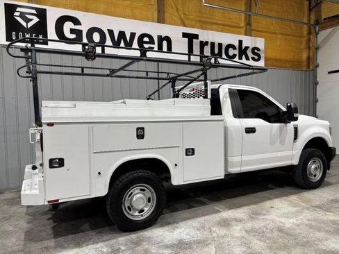 Used 2018 Ford F350 XL AWD/4WD image 6