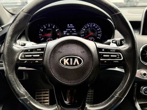 Used 2021 Kia Stinger GT RWD image 12