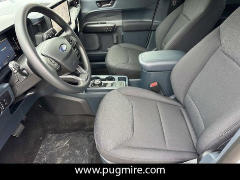 New 2025 Ford Maverick XL image 9