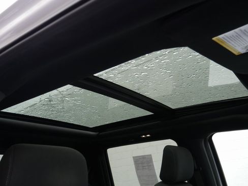 Used 2022 Ford F150 XLT w/ Equipment Group 302A High image 25