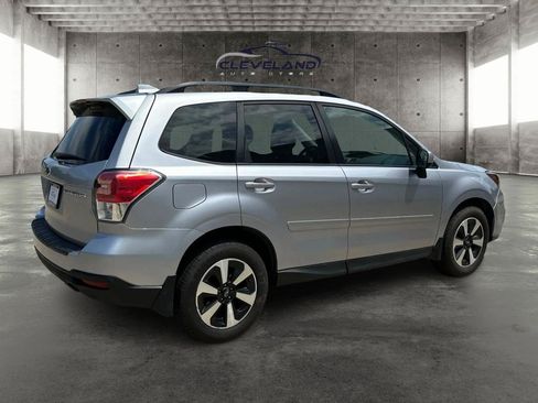 Used 2018 Subaru Forester 2.5i Premium w/ All-Weather Package AWD/4WD image 3