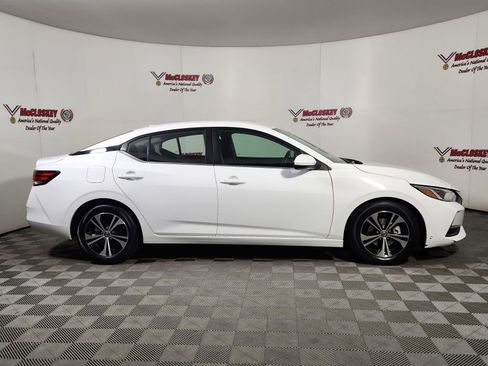 Used 2023 Nissan Sentra SV image 9