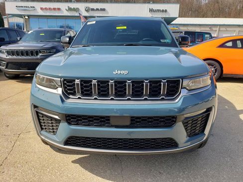 New 2026 Jeep Grand Cherokee Limited AWD/4WD image 8