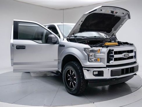 Used 2017 Ford F150 XLT image 15