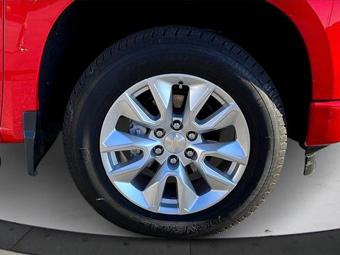 Used 2022 Chevrolet Silverado 1500 Custom image 32