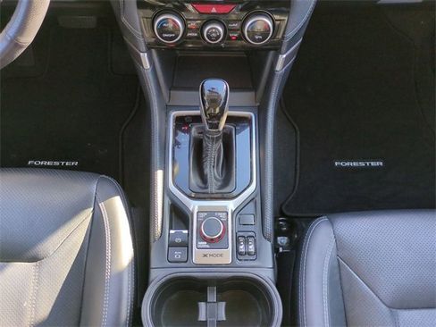 Used 2021 Subaru Forester Limited image 19