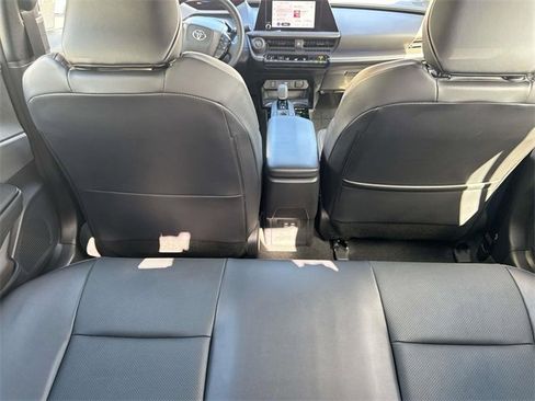 Used 2025 Toyota Prius Limited image 8