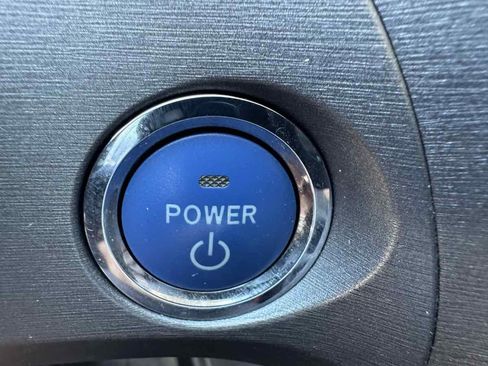 Used 2014 Toyota Prius Two FWD image 25