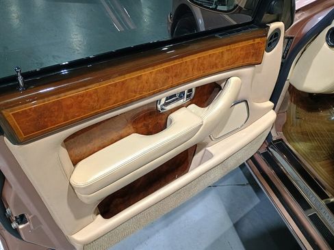 Used 1999 Rolls-Royce Silver Seraph RWD image 14