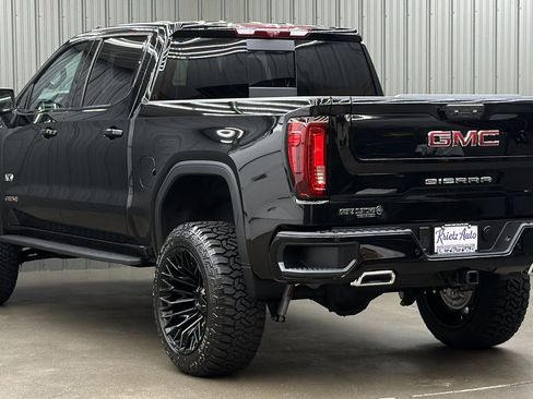 Used 2026 GMC Sierra 1500 AT4 w/ AT4 Premium Package AWD/4WD image 3
