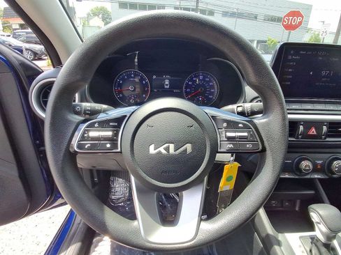Used 2024 Kia Forte LXS w/ LXS Technology Package FWD image 22