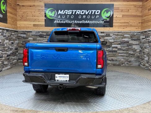 Used 2024 Chevrolet Colorado Z71 w/ Z71 Convenience Package 2 AWD/4WD image 25