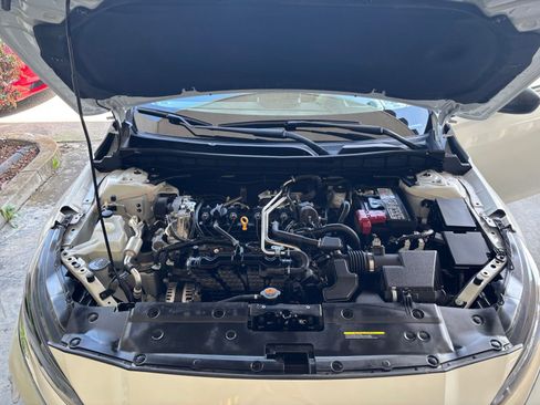 Used 2025 Nissan Altima 2.5 SV FWD image 33