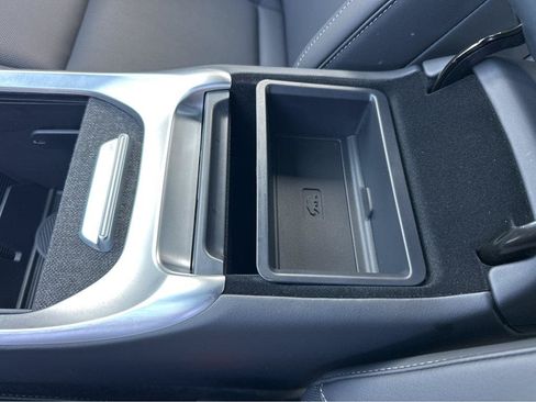 Used 2024 Lucid Air Pure RWD image 27
