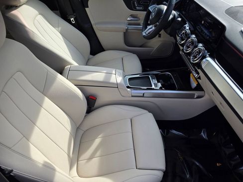 New 2026 Mercedes-Benz GLB 250 4MATIC image 21