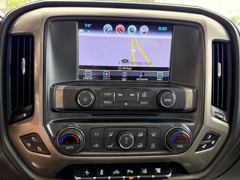 Used 2019 Chevrolet Silverado 2500 High Country w/ Duramax Plus Package image 28