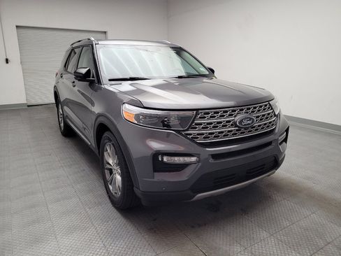 Used 2021 Ford Explorer Limited w/ Equipment Group 301A AWD/4WD image 13