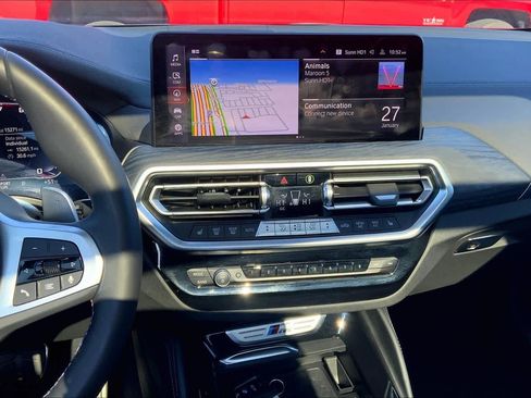 Certified 2024 BMW X4 M40i w/ Premium Package image 7