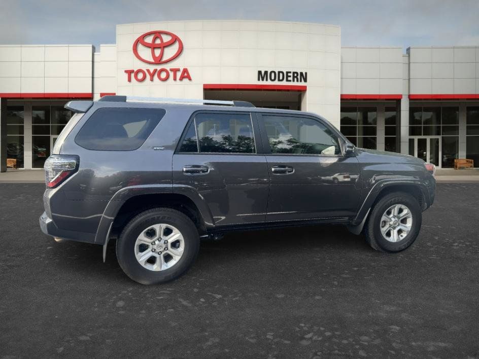 Used 2023 Toyota 4Runner SR5 Premium w/ Moonroof Package RWD image 24