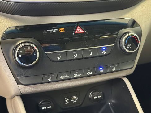 Used 2019 Hyundai Tucson Value FWD image 33