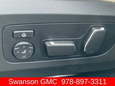 Used 2025 BMW X3 xDrive30i w/ M Sport Package image 28