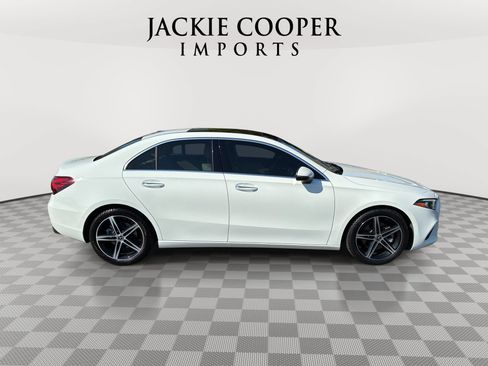 Used 2022 Mercedes-Benz A 220 image 4