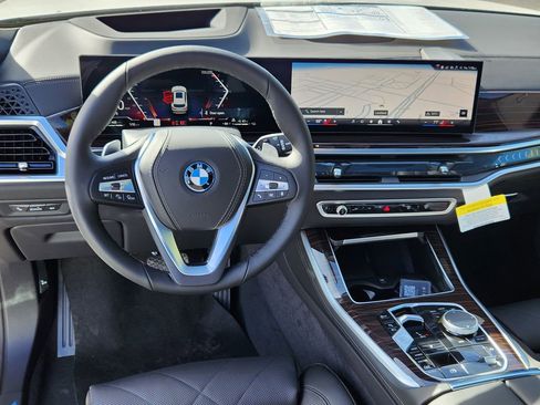 New 2026 BMW X5 xDrive50e AWD/4WD image 11