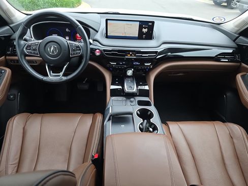 Used 2022 Acura MDX SH-AWD w/ Advance Package image 11
