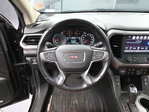 Used 2017 GMC Acadia SLT w/ LPO, Floor Liner Package AWD/4WD image 27