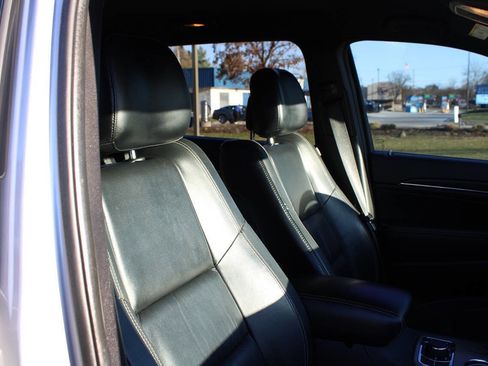 Used 2015 Jeep Grand Cherokee Limited image 74