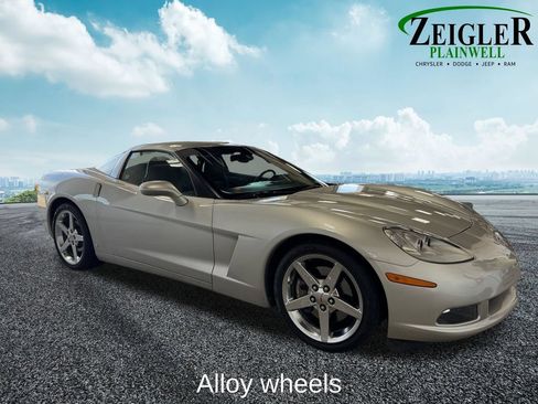 Used 2008 Chevrolet Corvette Coupe RWD image 7