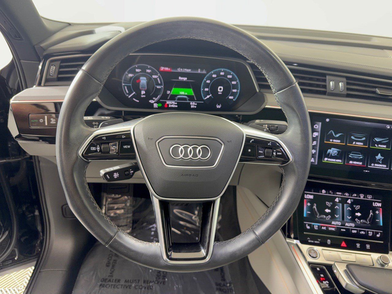 Used 2024 Audi Q8 e-tron Prestige AWD/4WD image 10