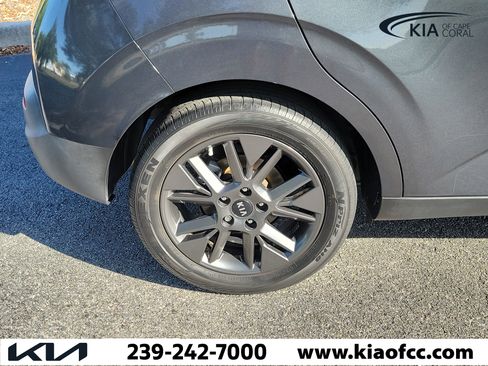 Certified 2021 Kia Soul EX image 9