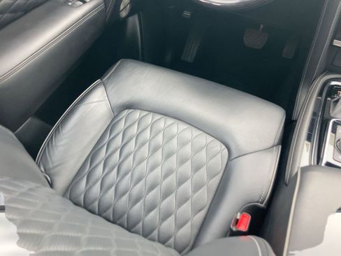 Used 2023 INFINITI QX80 Sensory w/ All-Season Package image 28