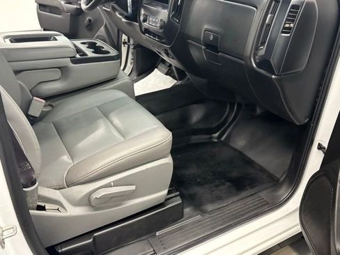 Used 2017 Chevrolet Silverado 1500 W/T RWD image 25