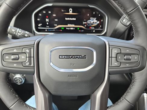 New 2025 GMC Sierra 2500 Denali Ultimate image 25
