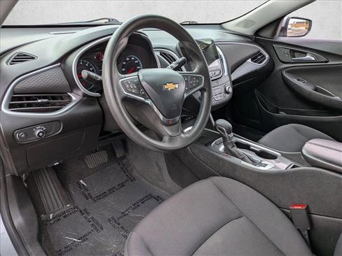 Used 2024 Chevrolet Malibu LT FWD image 12