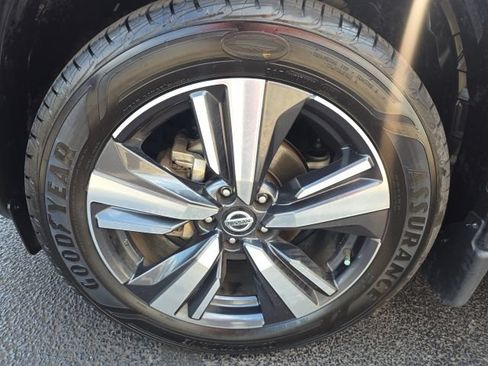 Used 2021 Nissan Rogue SL FWD image 9