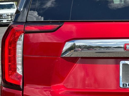 Used 2024 GMC Yukon SLT image 48