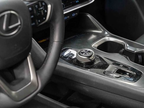 Used 2025 Lexus RZ 450e w/ Accessory Package (Z1) AWD/4WD image 23