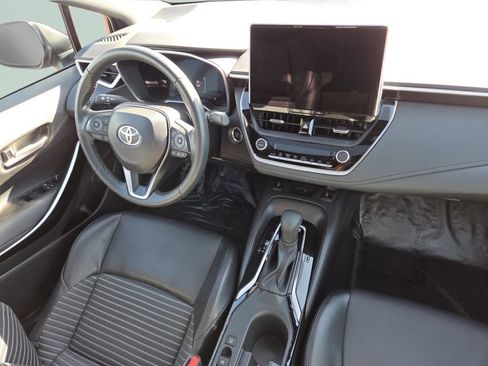 Certified 2025 Toyota Corolla XSE FWD image 32