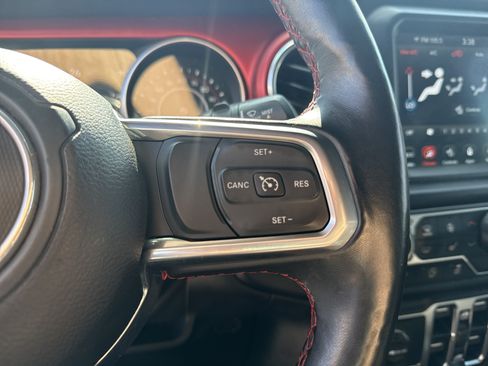 Used 2020 Jeep Wrangler Unlimited Rubicon AWD/4WD image 25
