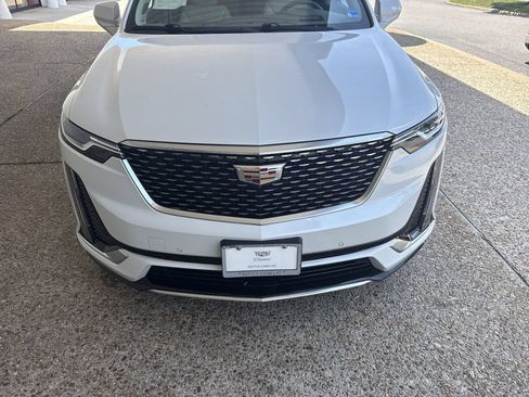 Certified 2024 Cadillac XT6 Premium Luxury w/ Technology Package FWD image 32